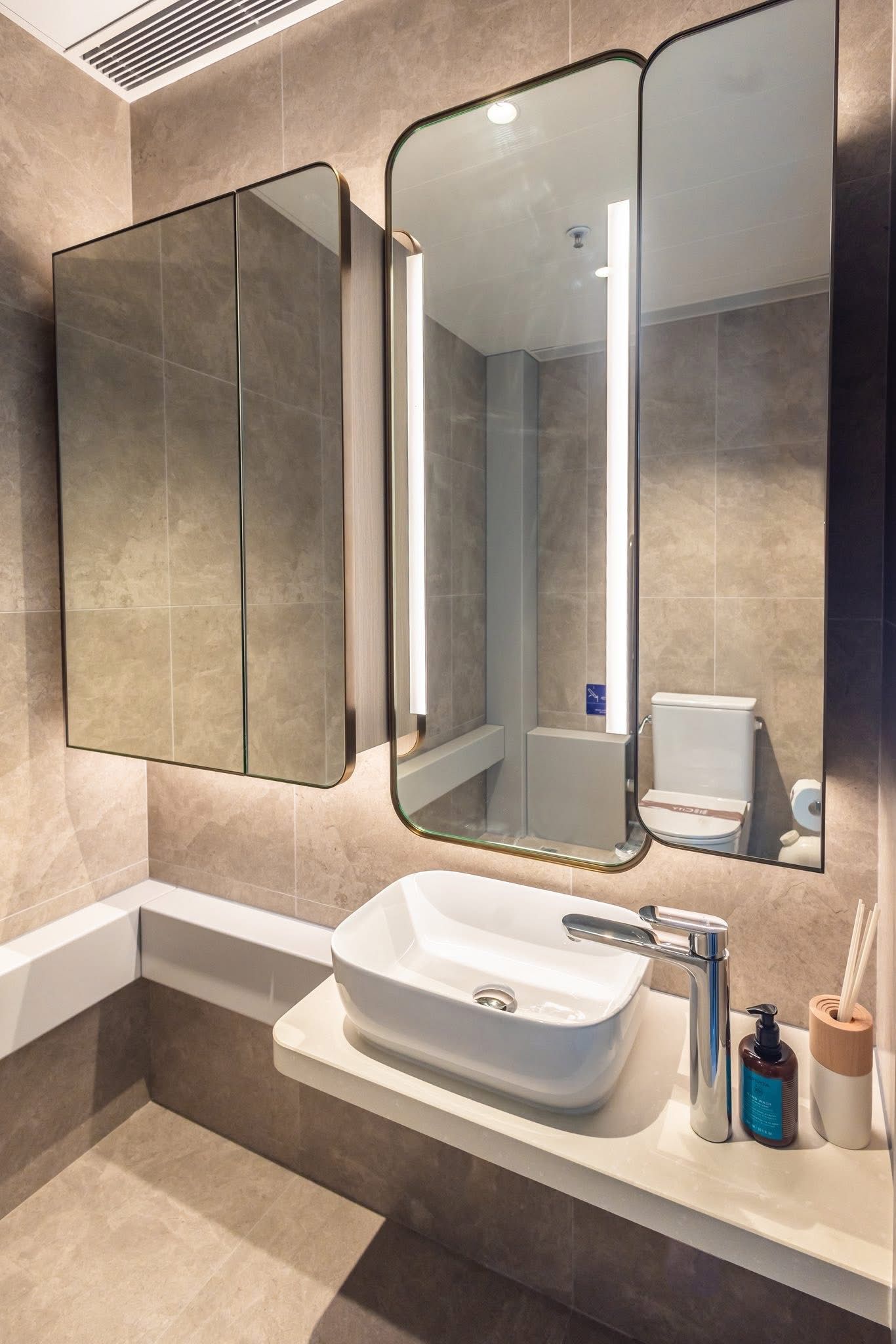 戶戶內置洗手間